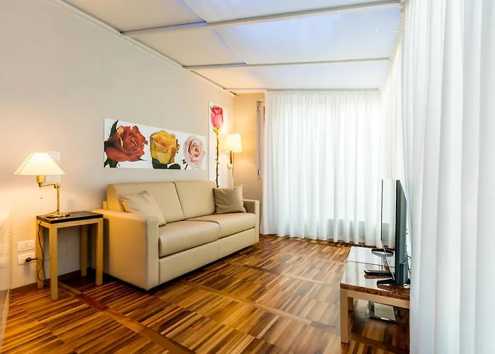 Juvarrahouse Luxury Apartmanhotel